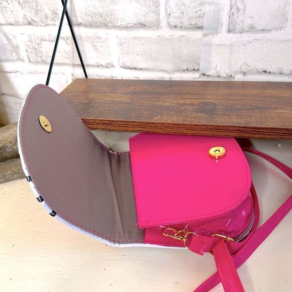 NWOT Hello Kitty Faux Patent Leather Purse Bag, Mini - Picture 6 of 6